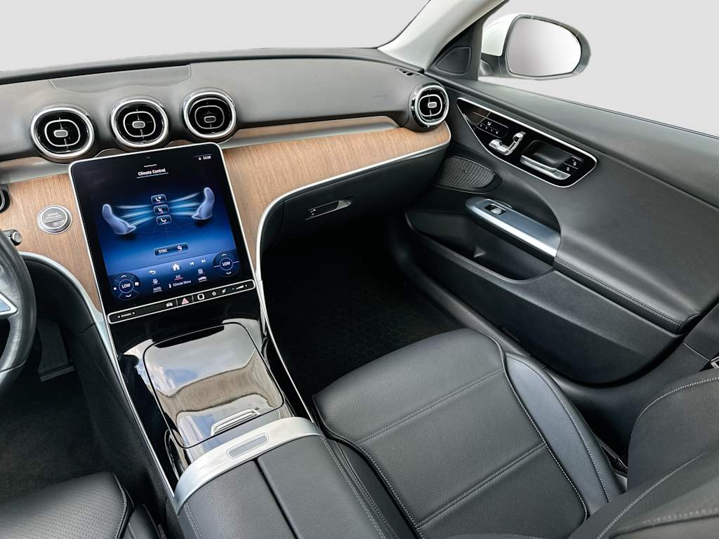Thumbnail: 2022 Mercedes-Benz C-Class - 15