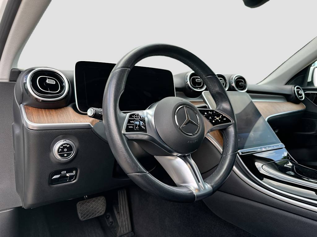 Thumbnail: 2022 Mercedes-Benz C-Class - 2