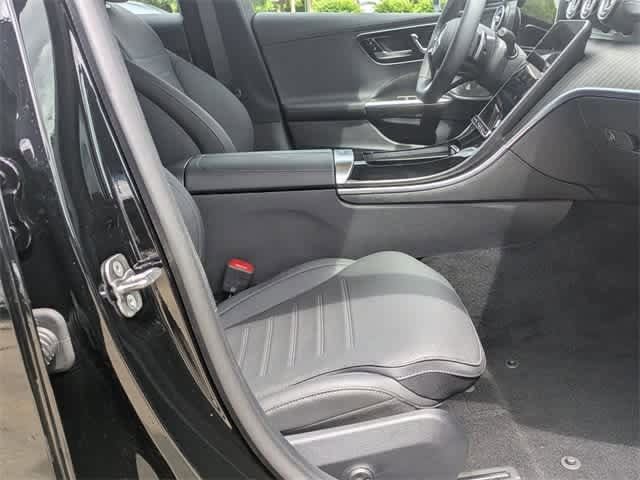 Thumbnail: 2025 Mercedes-Benz C-Class - 8