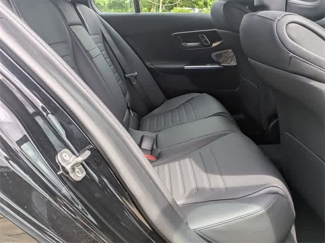 Thumbnail: 2025 Mercedes-Benz C-Class - 18