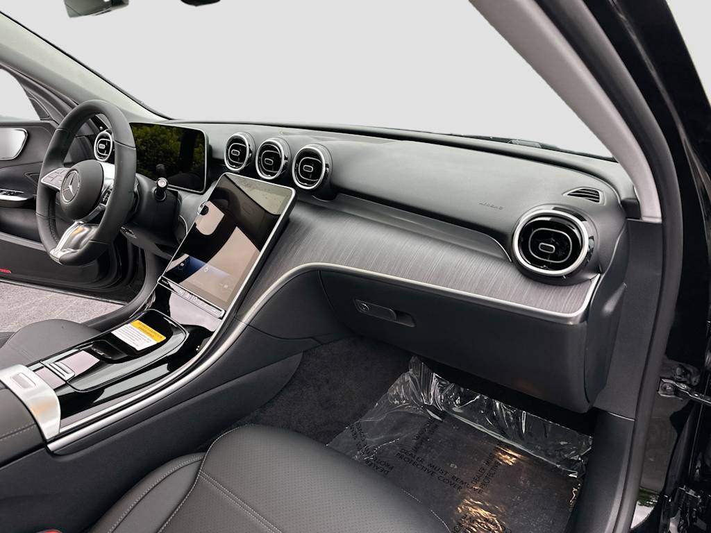 Thumbnail: 2026 Mercedes-Benz C-Class - 32
