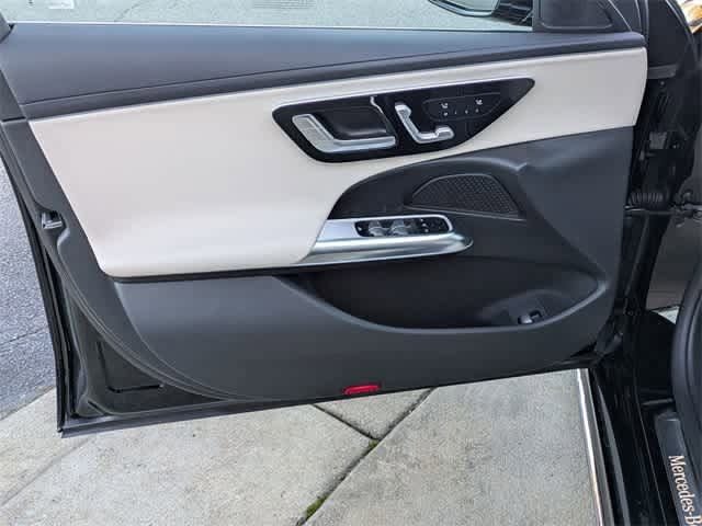 Thumbnail: 2025 Mercedes-Benz E-Class - 19