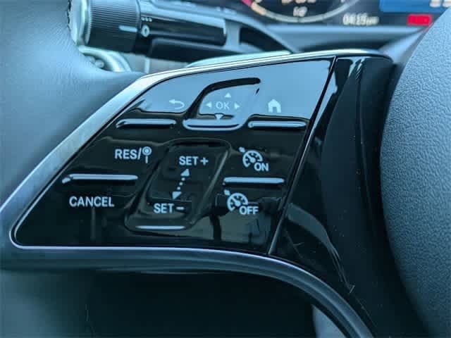 Thumbnail: 2025 Mercedes-Benz E-Class - 21