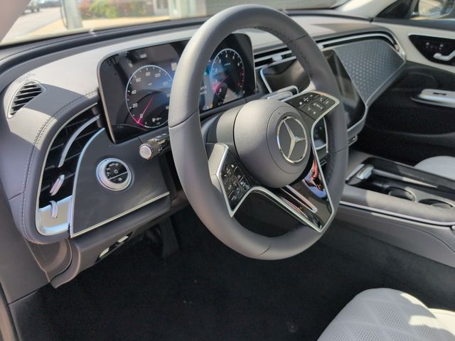 Thumbnail: 2026 Mercedes-Benz E-Class - 2