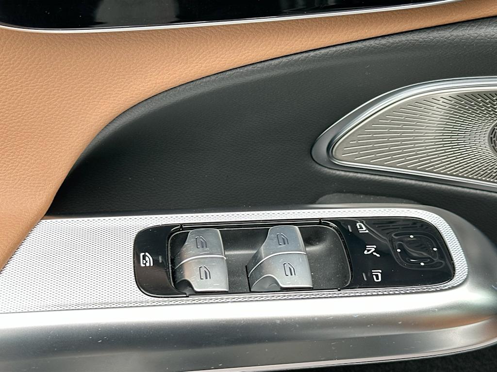 Thumbnail: 2026 Mercedes-Benz E-Class - 26