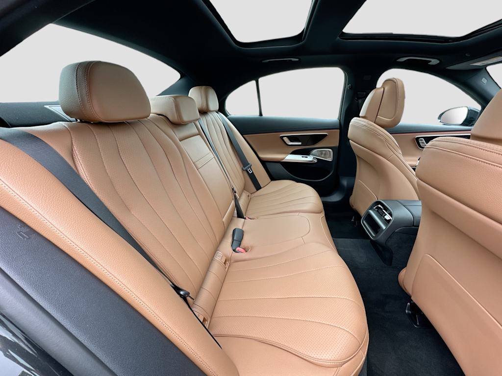Thumbnail: 2026 Mercedes-Benz E-Class - 32