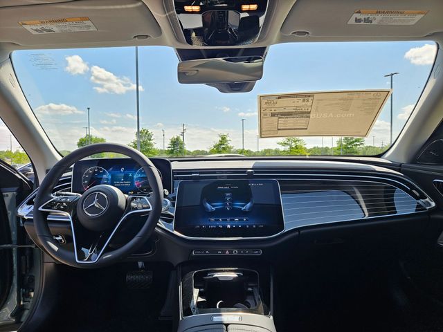 Thumbnail: 2026 Mercedes-Benz E-Class - 9