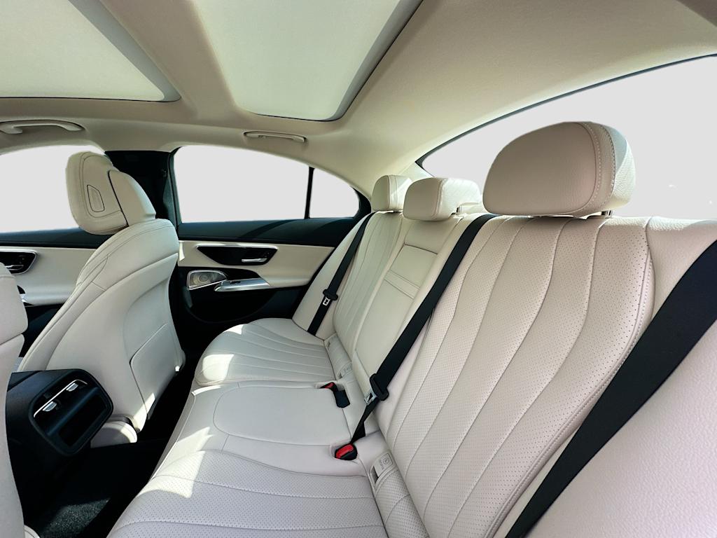 Thumbnail: 2024 Mercedes-Benz E-Class - 12
