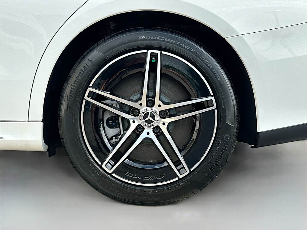 Thumbnail: 2024 Mercedes-Benz E-Class - 7