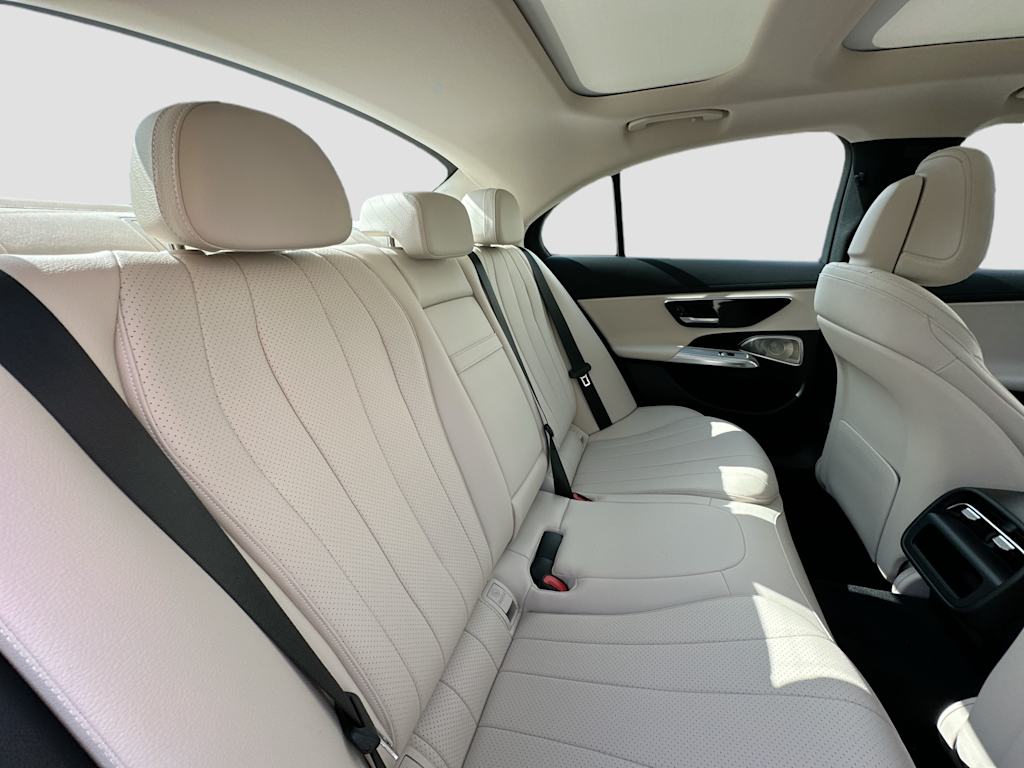 Thumbnail: 2024 Mercedes-Benz E-Class - 30