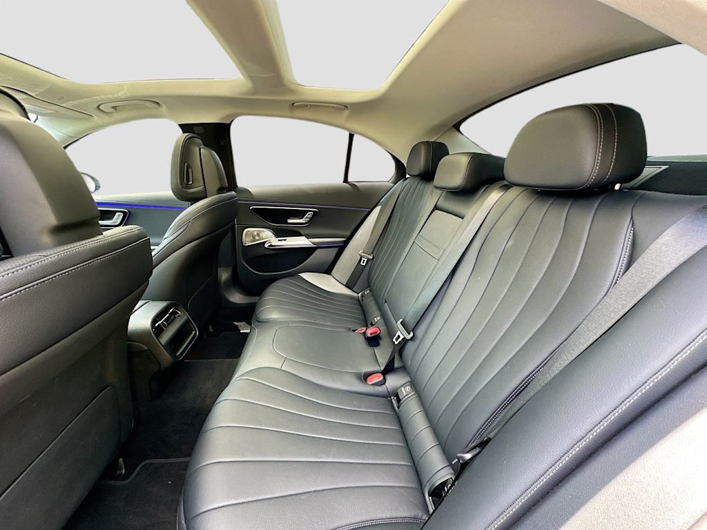 Thumbnail: 2025 Mercedes-Benz E-Class - 12
