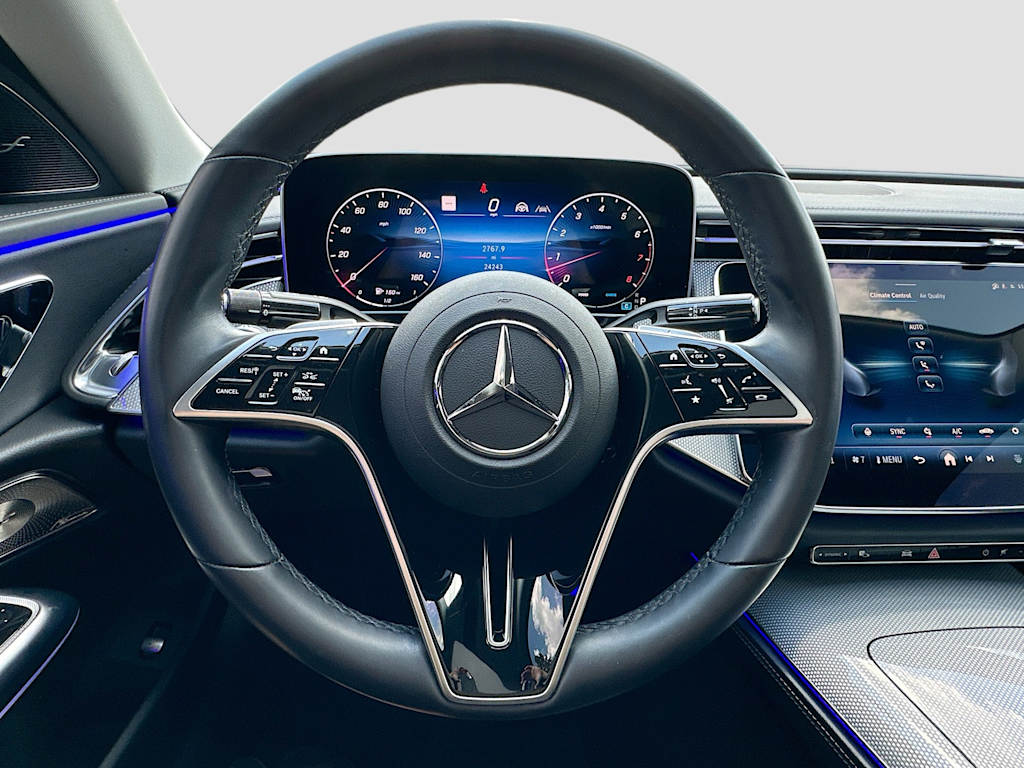 Thumbnail: 2025 Mercedes-Benz E-Class - 9