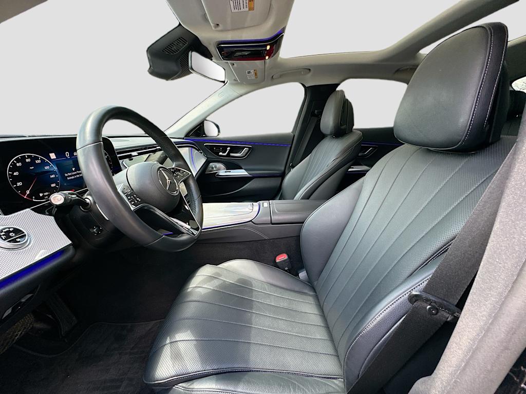 Thumbnail: 2025 Mercedes-Benz E-Class - 11