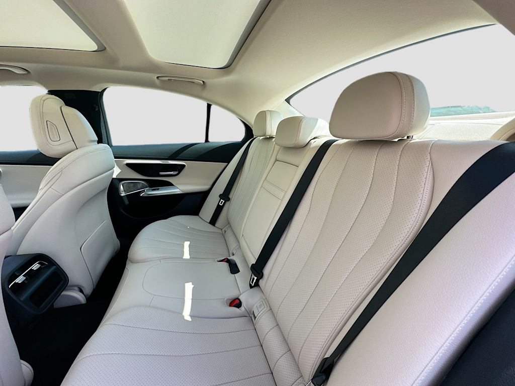 Thumbnail: 2024 Mercedes-Benz E-Class - 13