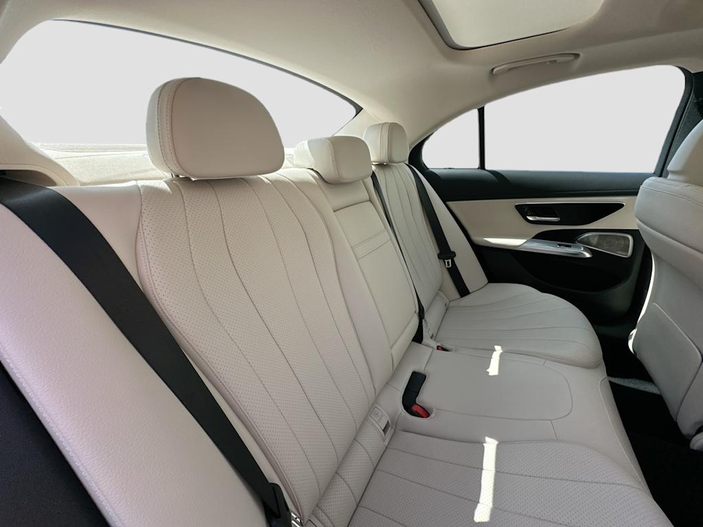 Thumbnail: 2024 Mercedes-Benz E-Class - 32