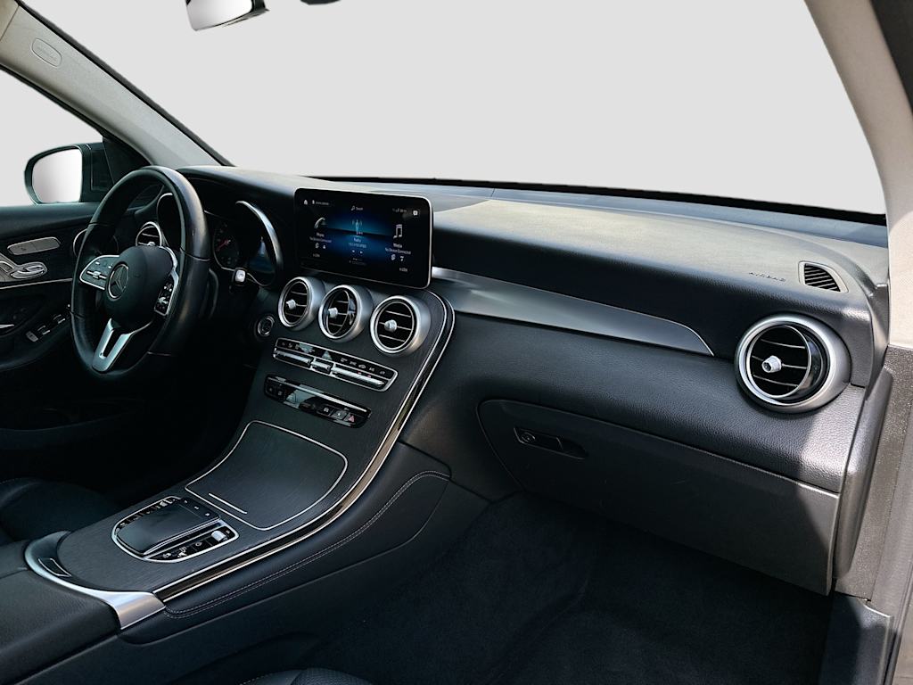 Thumbnail: 2021 Mercedes-Benz GLC - 30
