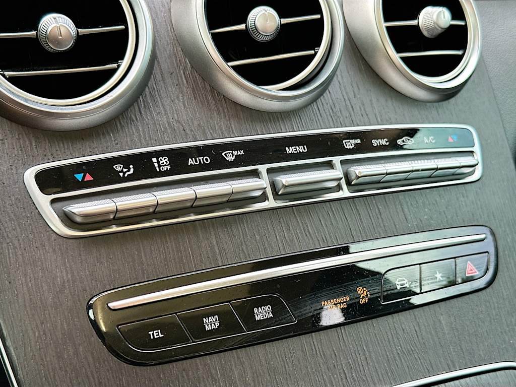 Thumbnail: 2021 Mercedes-Benz GLC - 24