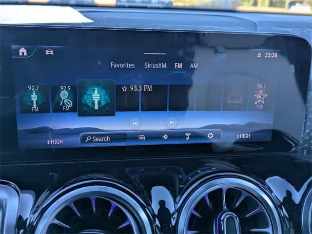 Thumbnail: 2025 Mercedes-Benz GLB - 22