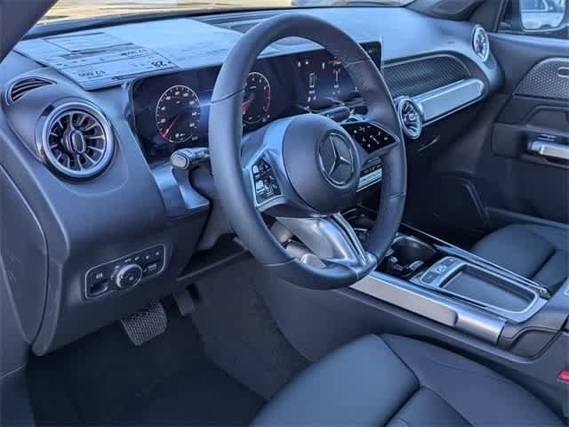 Thumbnail: 2025 Mercedes-Benz GLB - 2