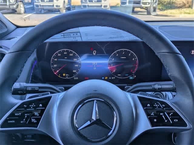 Thumbnail: 2025 Mercedes-Benz GLB - 20