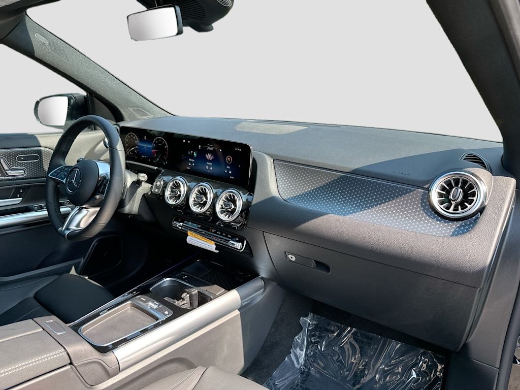 Thumbnail: 2026 Mercedes-Benz GLA - 31