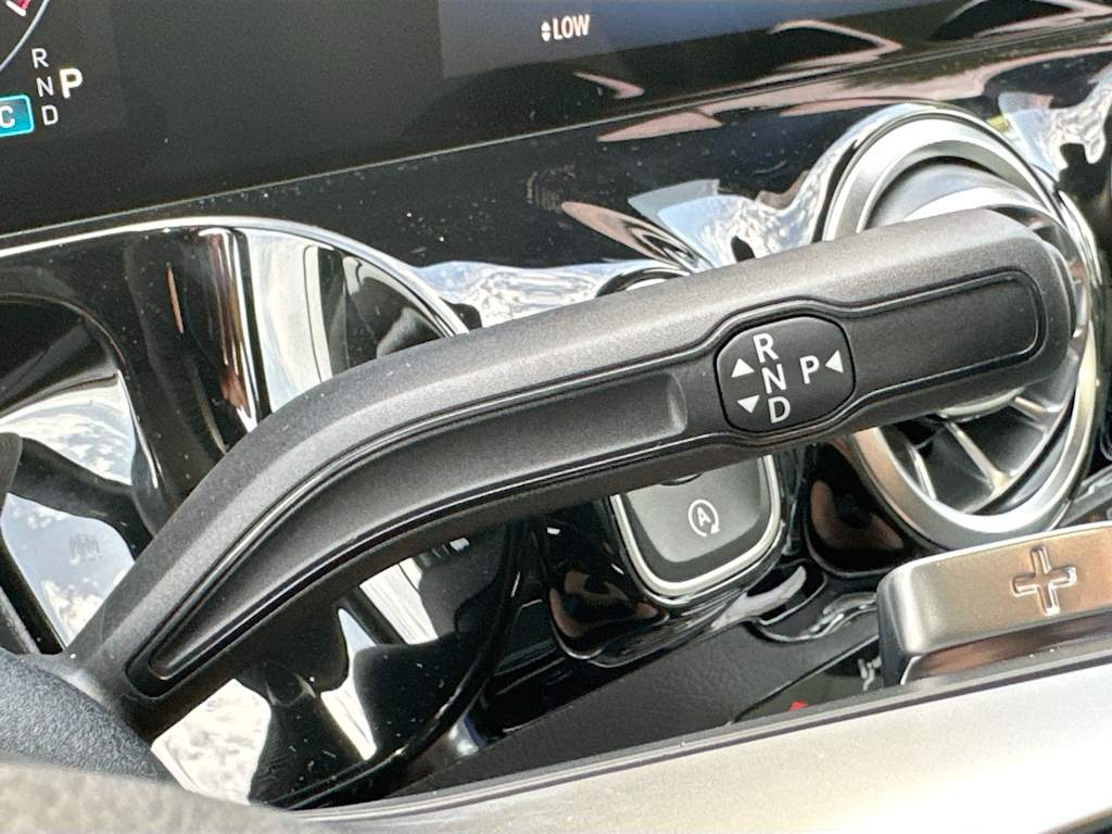 Thumbnail: 2026 Mercedes-Benz GLA - 9