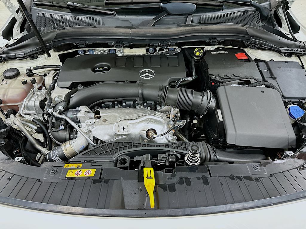 Thumbnail: 2021 Mercedes-Benz GLA - 8