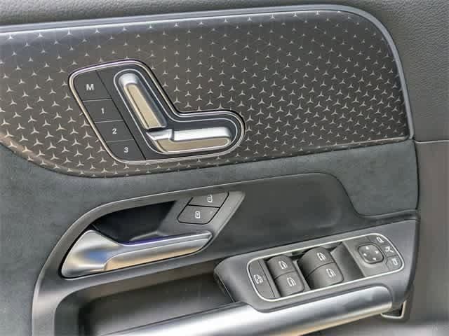 Thumbnail: 2025 Mercedes-Benz GLA - 20