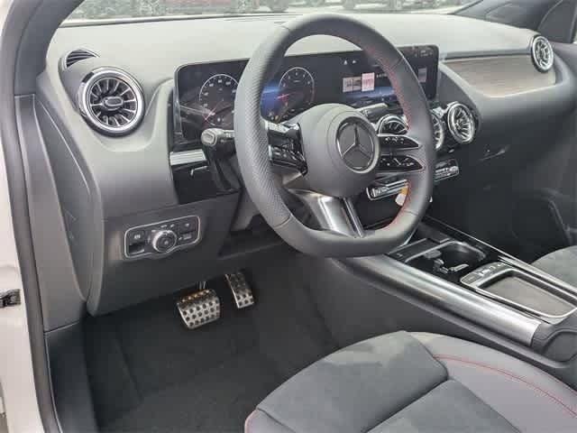 Thumbnail: 2025 Mercedes-Benz GLA - 2