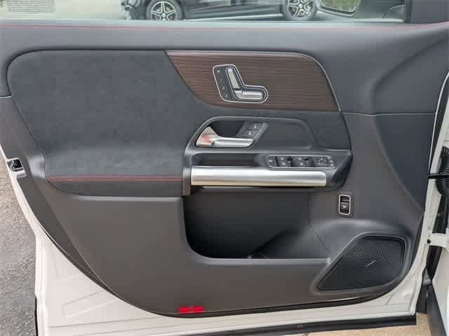 Thumbnail: 2025 Mercedes-Benz GLA - 19