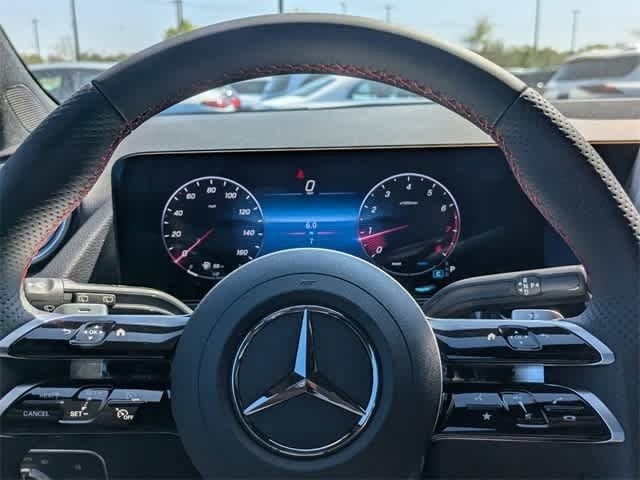 Thumbnail: 2025 Mercedes-Benz GLA - 11