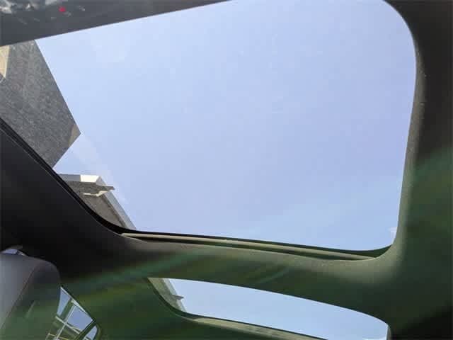 Thumbnail: 2025 Mercedes-Benz GLA - 27