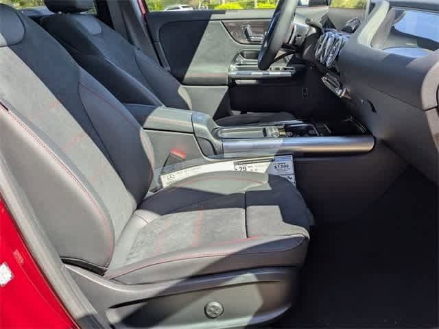 Thumbnail: 2025 Mercedes-Benz GLA - 8