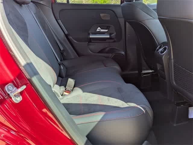 Thumbnail: 2025 Mercedes-Benz GLA - 17