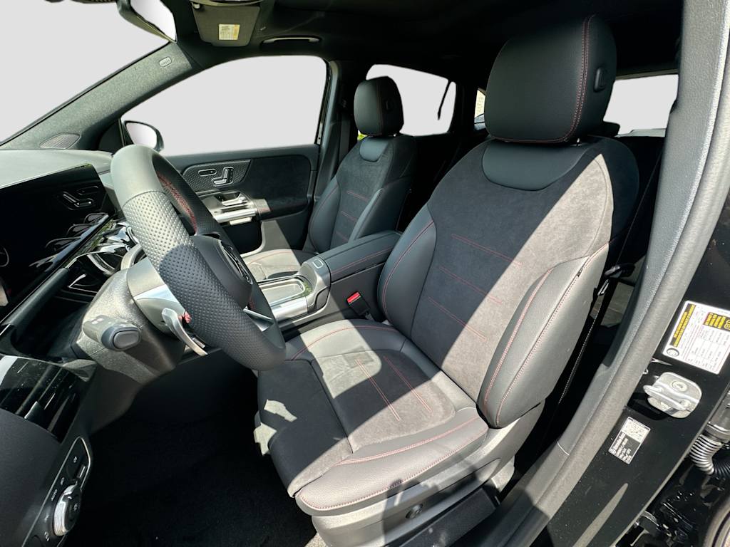 Thumbnail: 2026 Mercedes-Benz GLA - 11