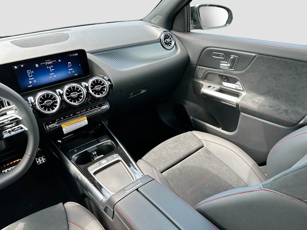 Thumbnail: 2026 Mercedes-Benz GLA - 15