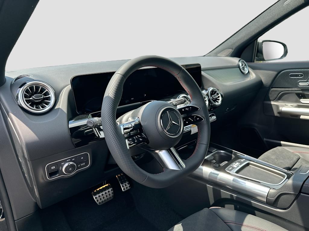 Thumbnail: 2026 Mercedes-Benz GLA - 2
