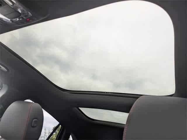 Thumbnail: 2025 Mercedes-Benz GLA - 27