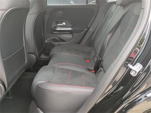 Thumbnail: 2025 Mercedes-Benz GLA - 9