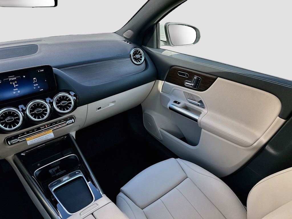 Thumbnail: 2026 Mercedes-Benz GLA - 15