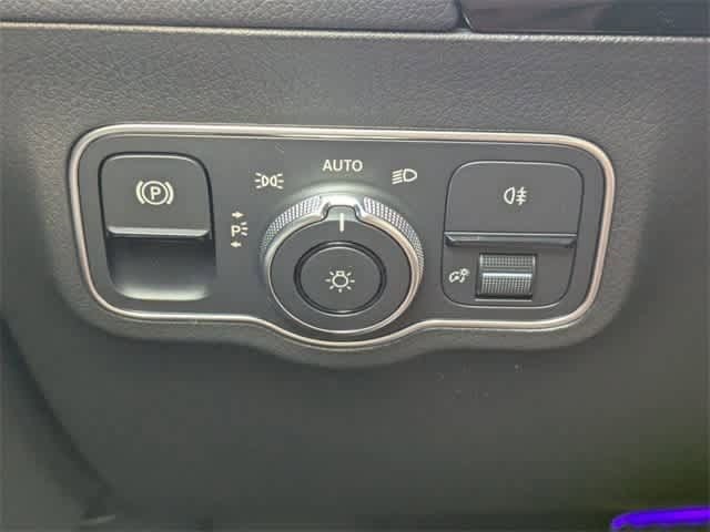 Thumbnail: 2025 Mercedes-Benz GLA - 26