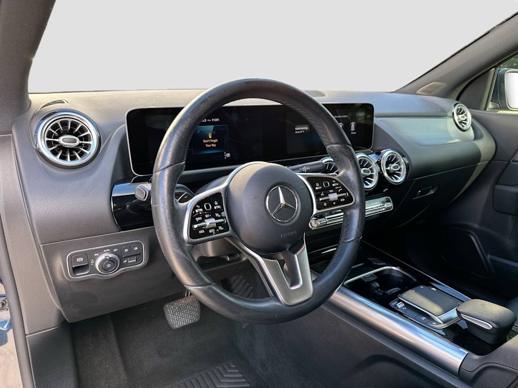 Thumbnail: 2021 Mercedes-Benz GLA - 2
