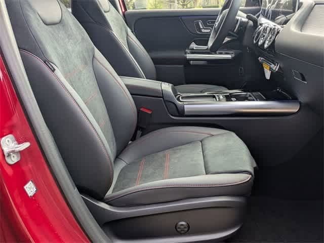 Thumbnail: 2025 Mercedes-Benz GLA - 8