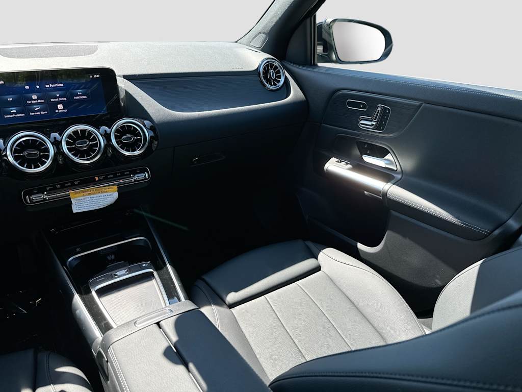 Thumbnail: 2026 Mercedes-Benz GLA - 14