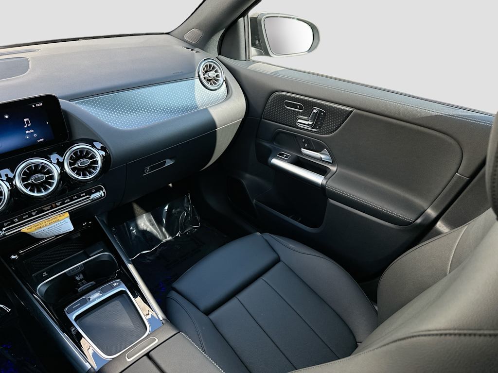 Thumbnail: 2026 Mercedes-Benz GLA - 15