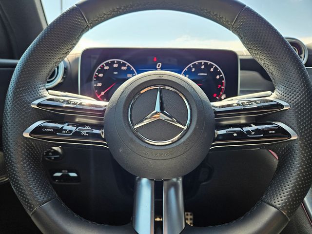 Thumbnail: 2025 Mercedes-Benz GLC - 13