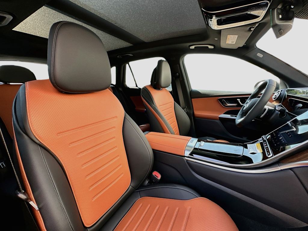 Thumbnail: 2026 Mercedes-Benz GLC - 12