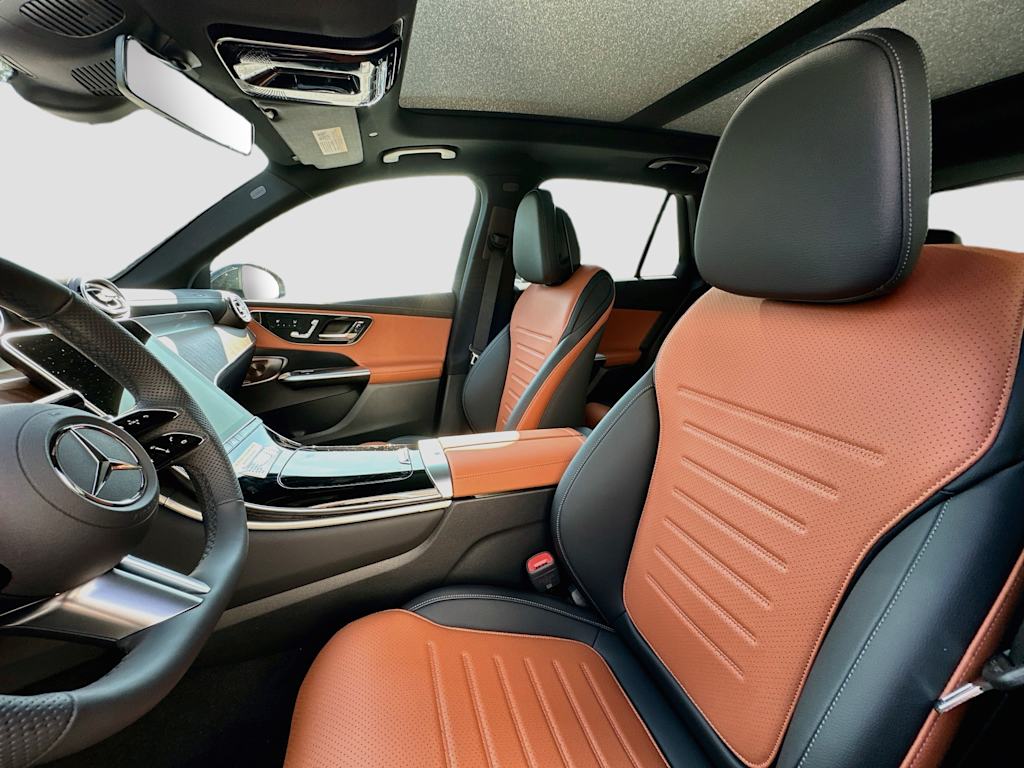 Thumbnail: 2026 Mercedes-Benz GLC - 11