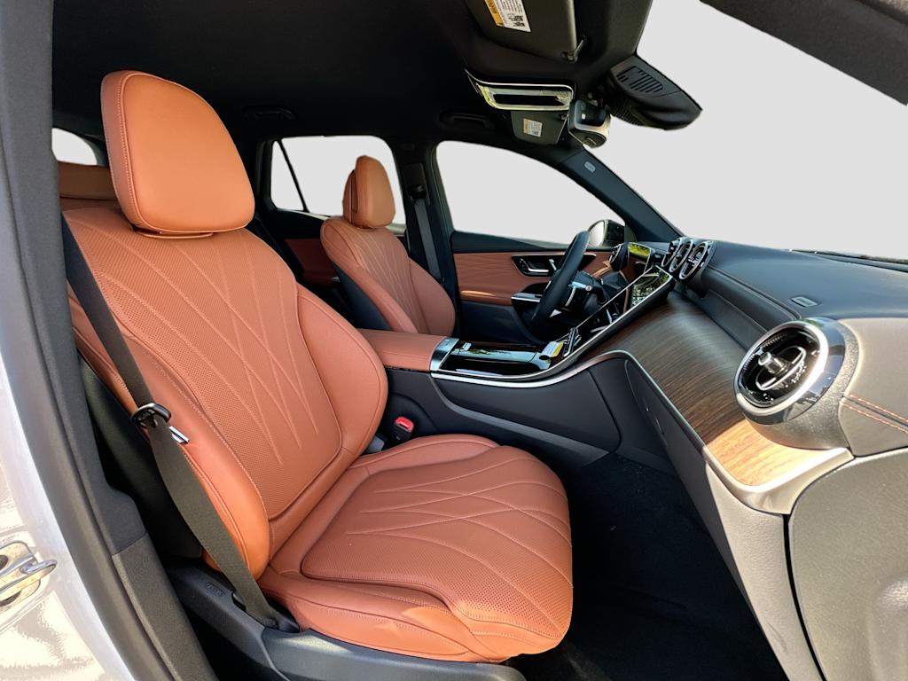 Thumbnail: 2026 Mercedes-Benz GLC - 31