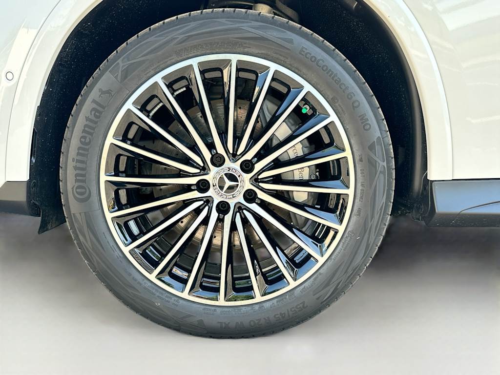 Thumbnail: 2026 Mercedes-Benz GLC - 8